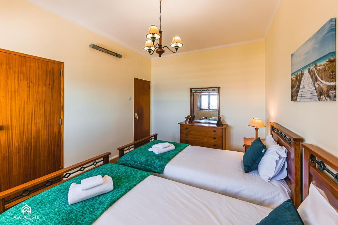 Casa A Beira Mar - Countryhouse With Ocean View São Pedro da Cadeira Exterior foto